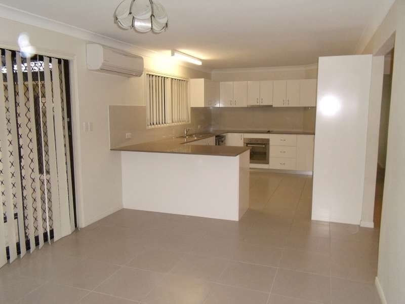 19 Jack Nicholas Way, Parkwood QLD 4214