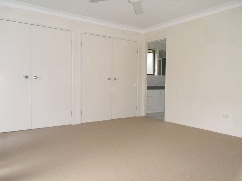 19 Jack Nicholas Way, Parkwood QLD 4214