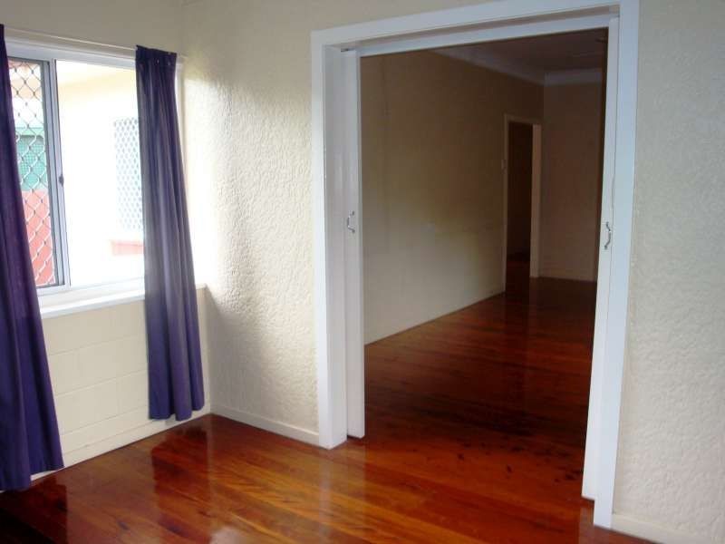 28 University Road, Mitchelton QLD 4053