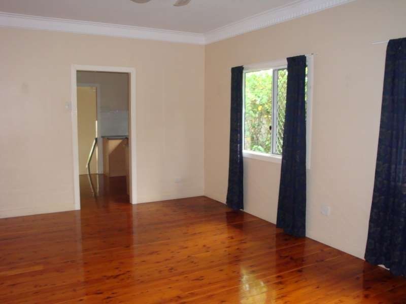 28 University Road, Mitchelton QLD 4053