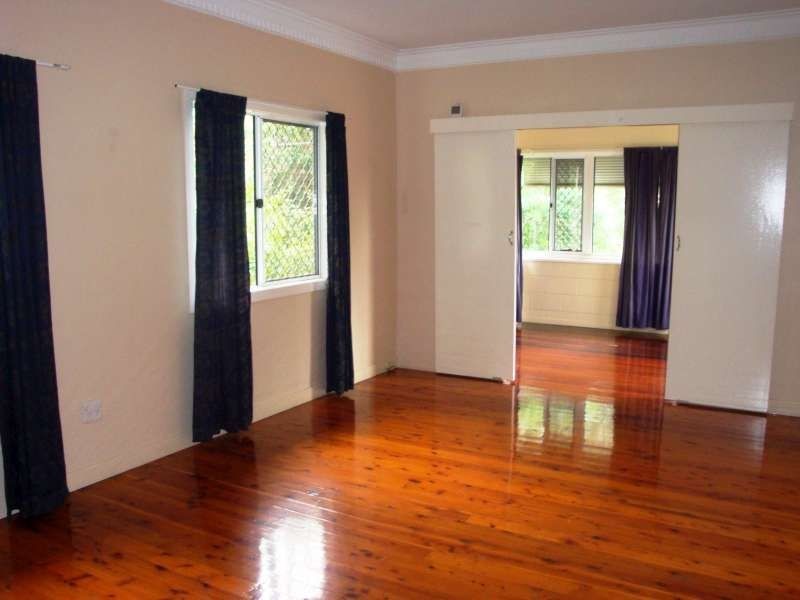 28 University Road, Mitchelton QLD 4053