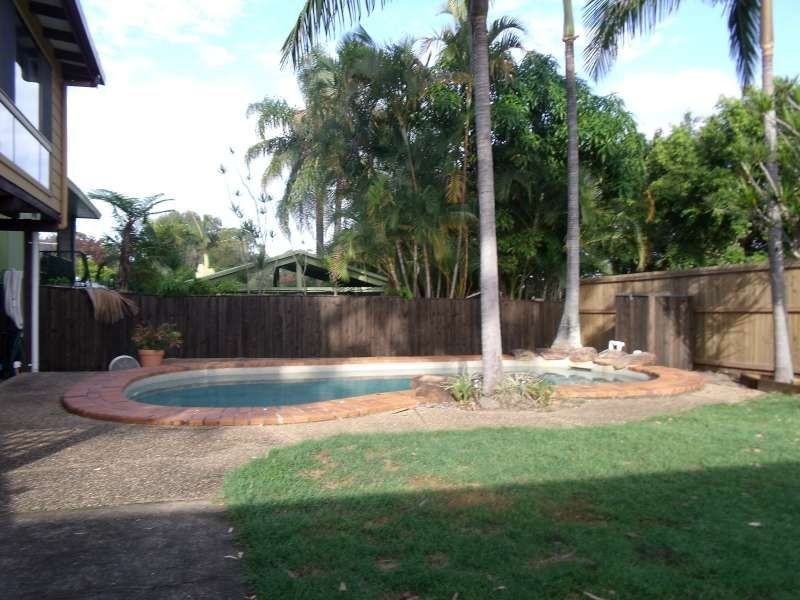 108 Bamboo Avenue, Benowa QLD 4217