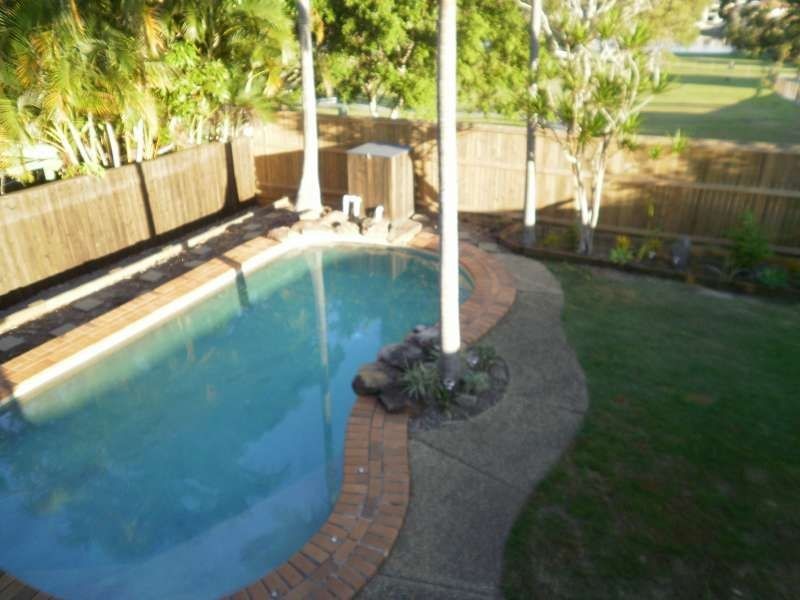 108 Bamboo Avenue, Benowa QLD 4217