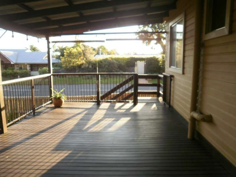 108 Bamboo Avenue, Benowa QLD 4217