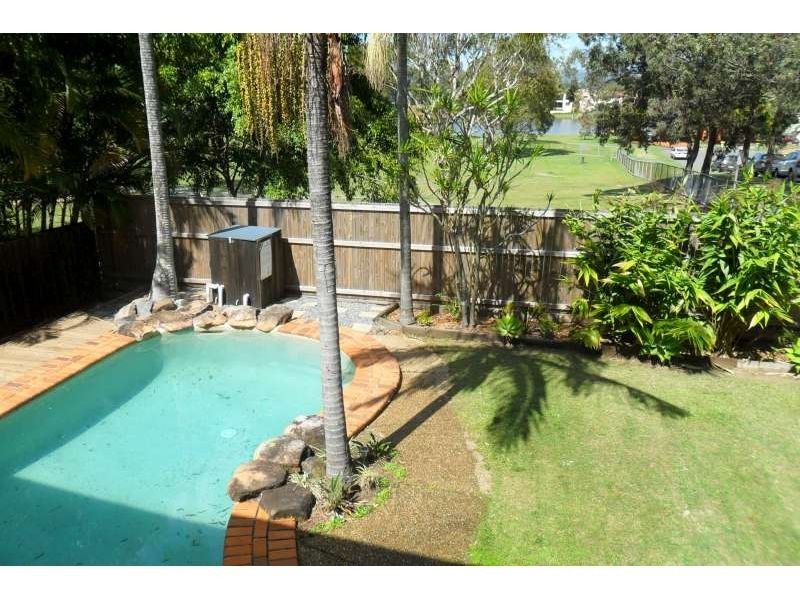 108 Bamboo Avenue, Benowa QLD 4217