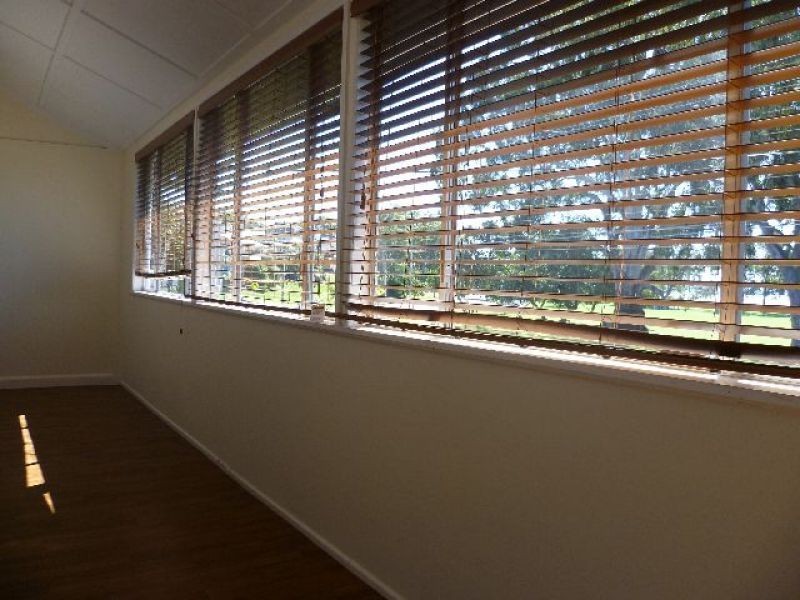 699 Esplanade, Lota QLD 4179