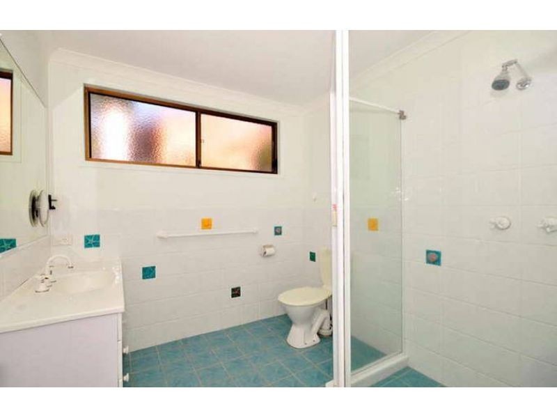 27 Bob Barnard Drive, Tugun QLD 4224