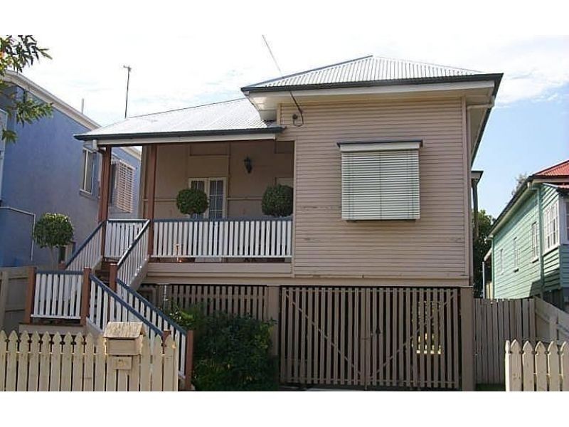 13a Adina Street, Norman Park QLD 4170