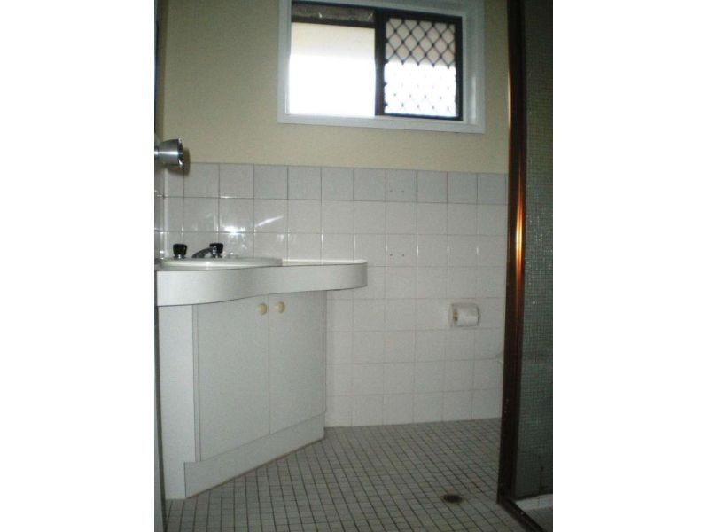 2/62 Blake Street, Southport QLD 4215