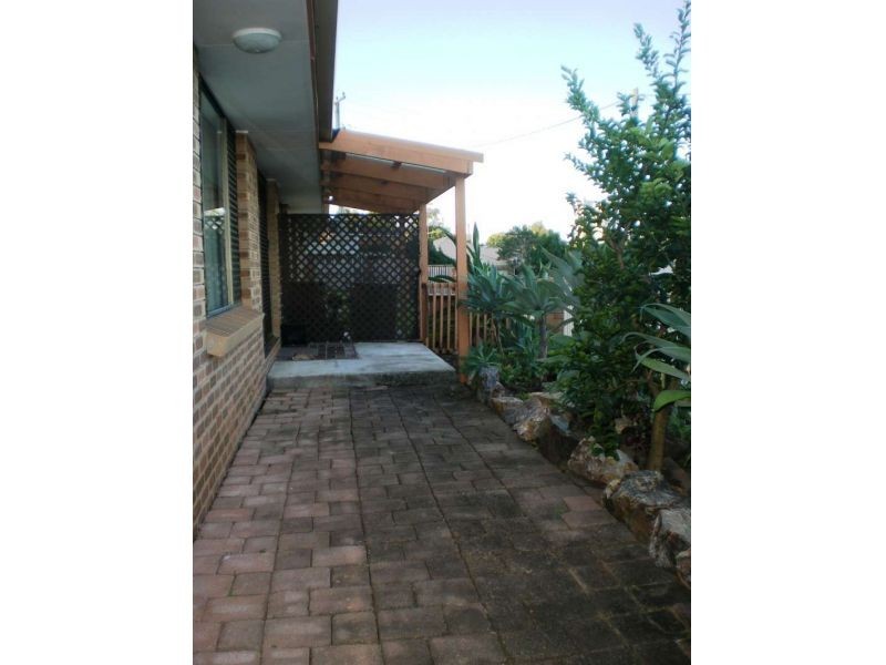 2/62 Blake Street, Southport QLD 4215