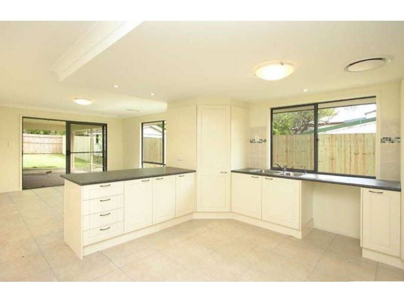 343 Oxley Road, Graceville QLD 4075