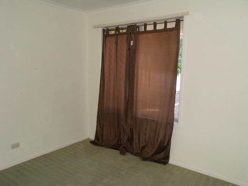 30 Bordeaux Parade, Mermaid Waters QLD 4218