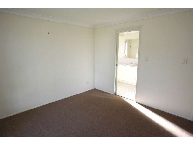 31 Short Street, Loganlea QLD 4131