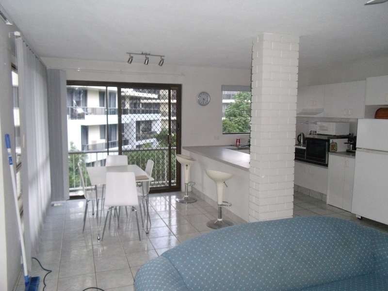 12/63 Bauer Street, Southport QLD 4215