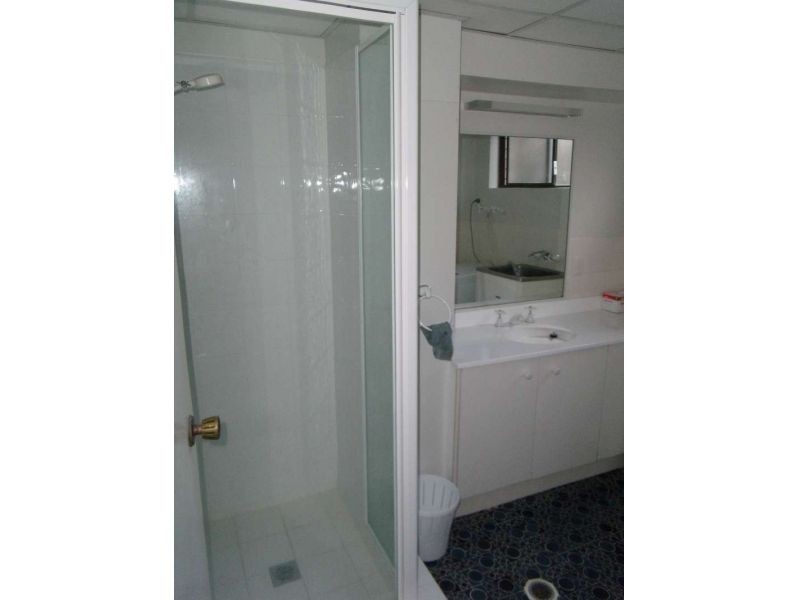 12/63 Bauer Street, Southport QLD 4215