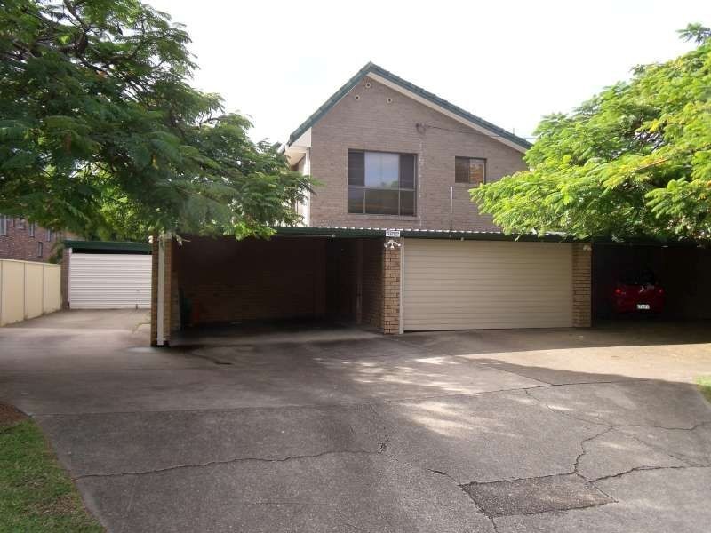 4/17 Huth Street, Labrador QLD 4215