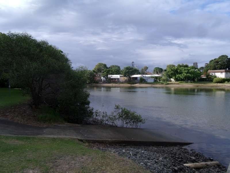 4/17 Huth Street, Labrador QLD 4215