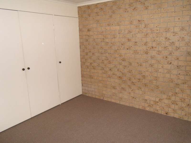 4/17 Huth Street, Labrador QLD 4215