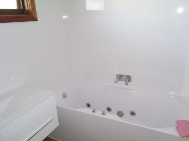 207 Heeb Street, Benowa QLD 4217