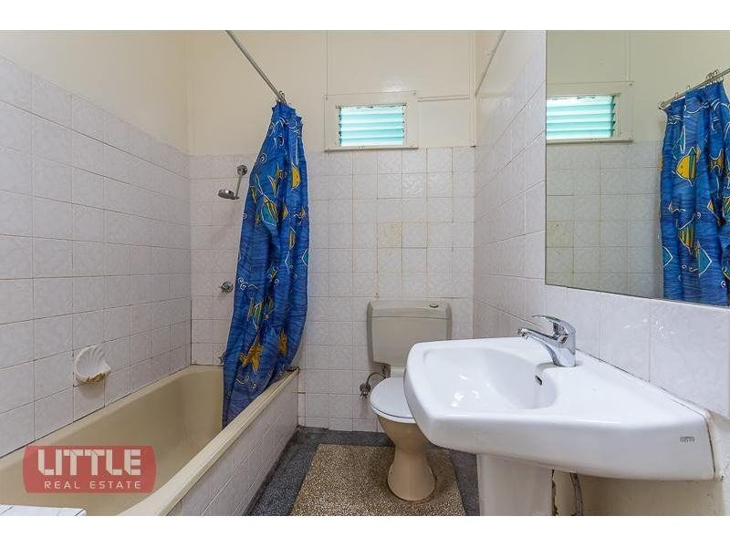 33 Bega Street, Grange QLD 4051