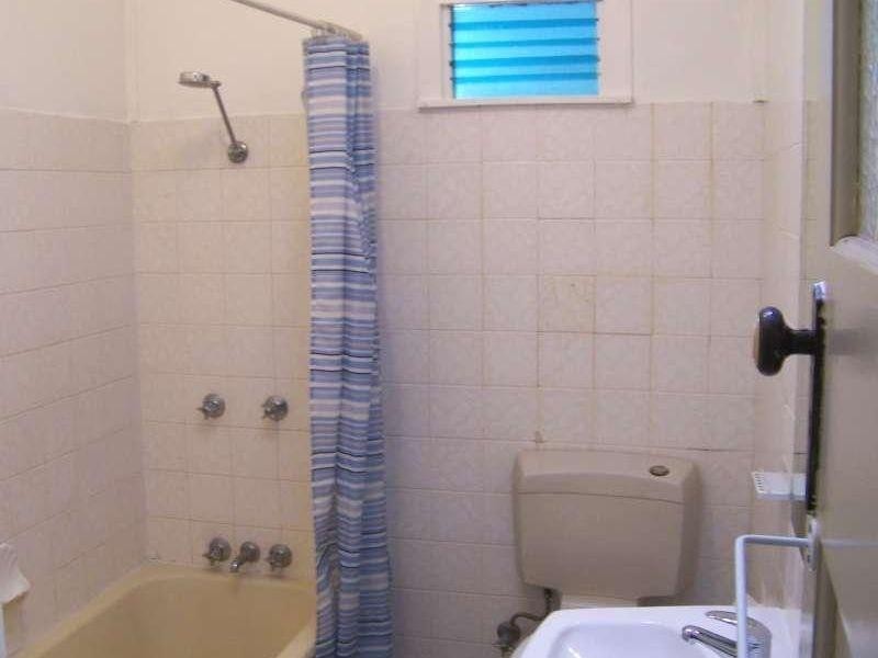 33 Bega Street, Grange QLD 4051