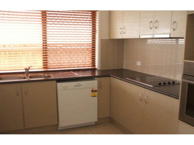 19 Grebe Circuit, North Lakes QLD 4509