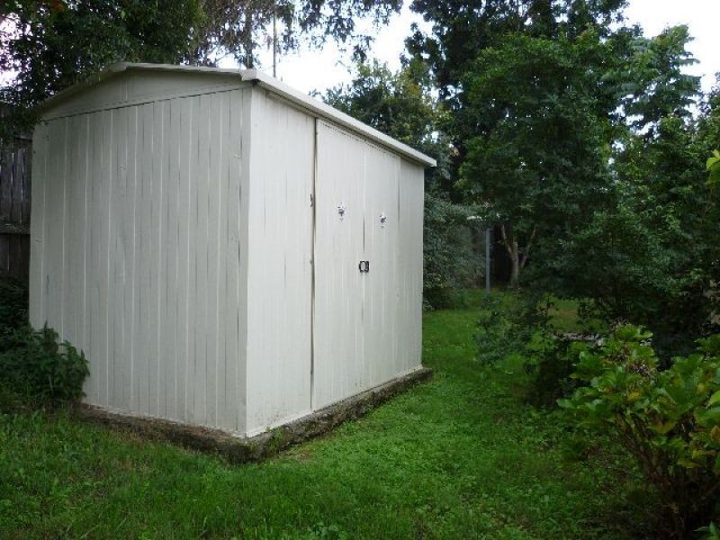 9 Juanita Grove, Springwood QLD 4127