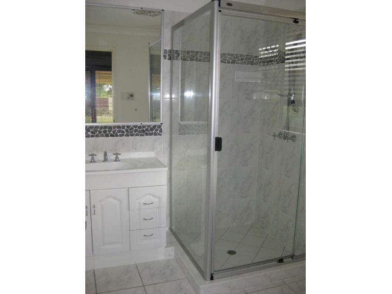 51 Heathcote Avenue, North Lakes QLD 4509