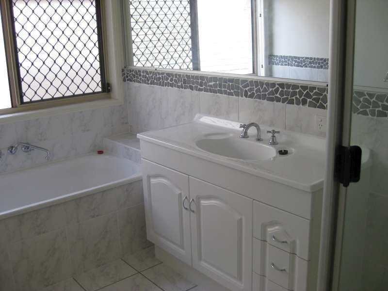 51 Heathcote Avenue, North Lakes QLD 4509