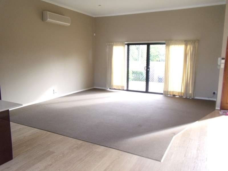 16 Joan Street, Southport QLD 4215