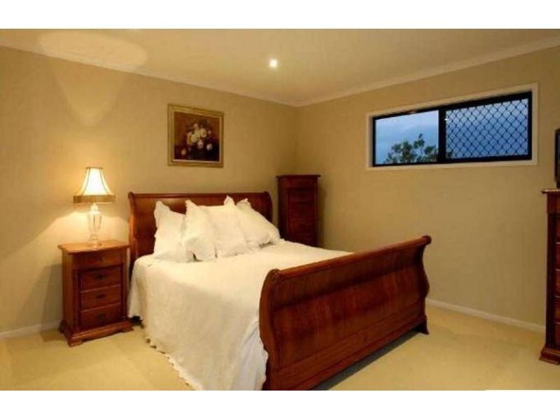 16 Joan Street, Southport QLD 4215