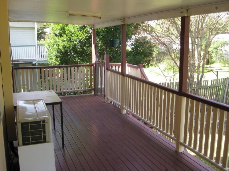 39 Middle Street, Coopers Plains QLD 4108