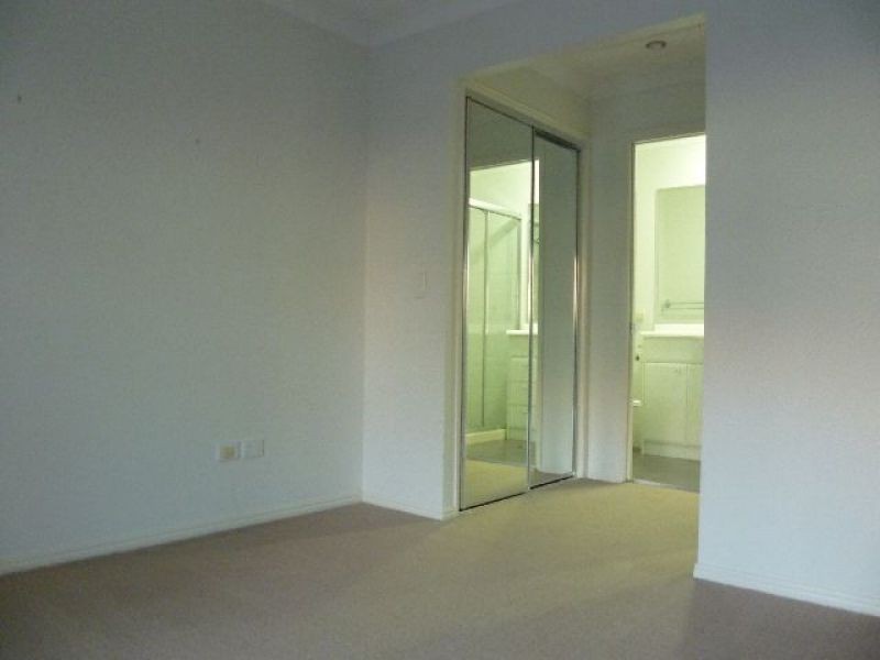 2/17 Tick Street, Mount Gravatt East QLD 4122