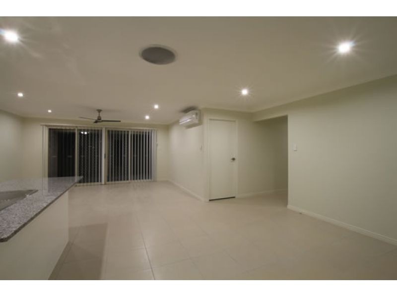 1, 1 Nadia Place (Cnr Lanita Chase) n/a, Morayfield QLD 4506