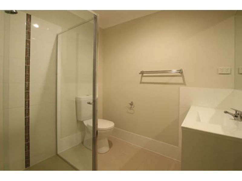 2/1 Nadia Place (Cnr Lanita Chase) n/a, Morayfield QLD 4506