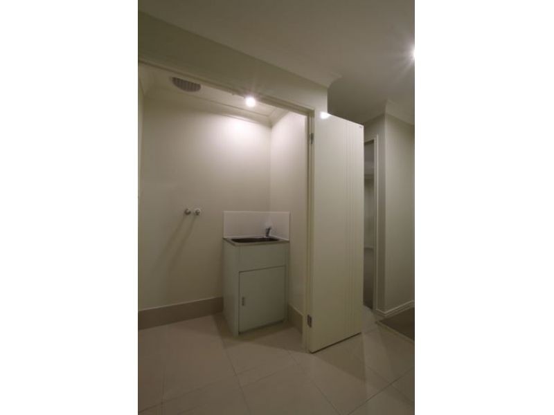 2/1 Nadia Place (Cnr Lanita Chase) n/a, Morayfield QLD 4506