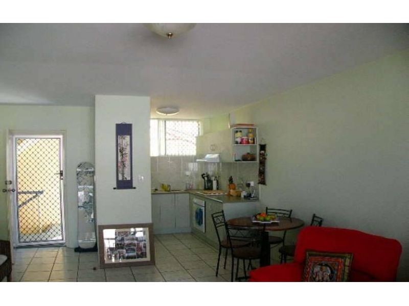 1/15 Cox Road, Windsor QLD 4030