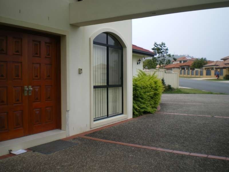43 Tee Tree Boulevard, Arundel QLD 4214