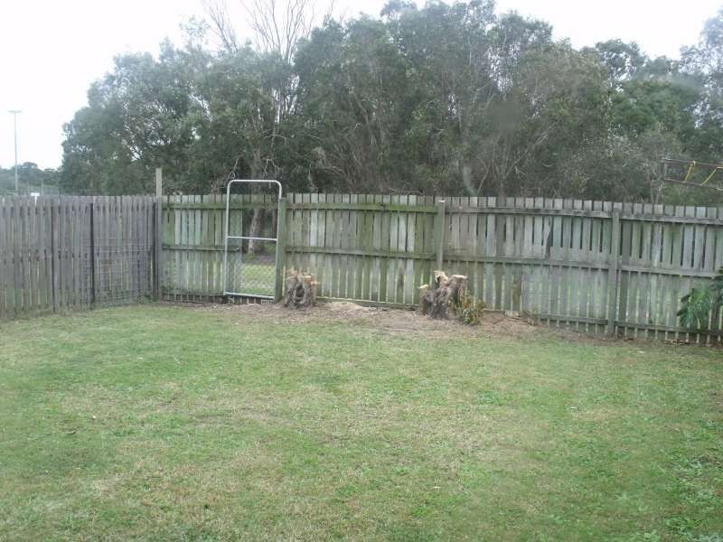 1/120 Kumbari Avenue, Southport QLD 4215