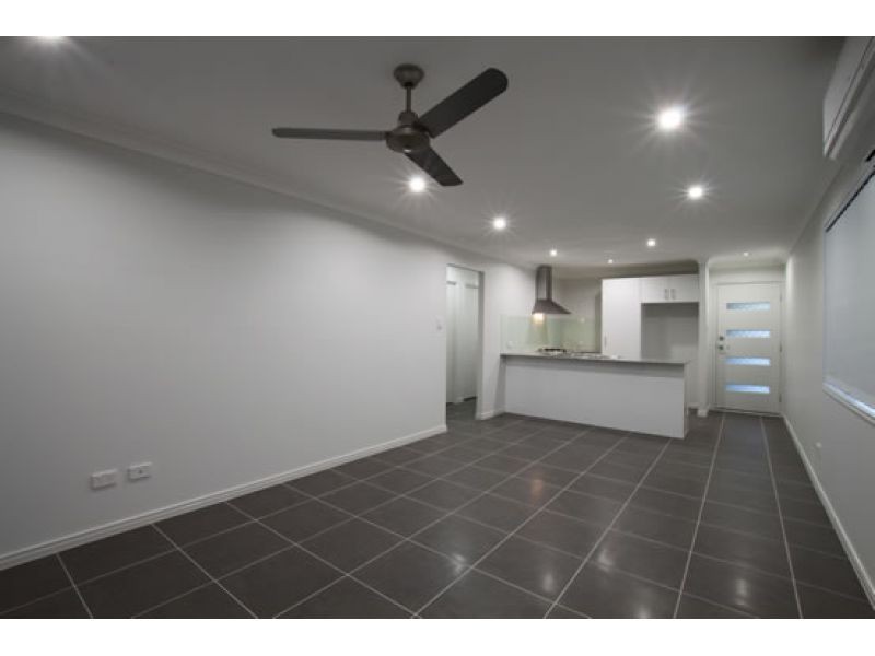 1/5 Gabrielle Court, Kallangur QLD 4503