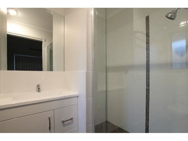1/5 Gabrielle Court, Kallangur QLD 4503