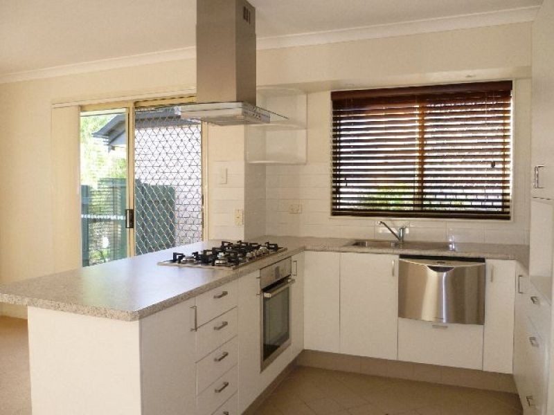 111 Torquay Crescent, Tingalpa QLD 4173