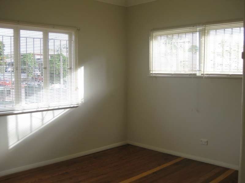 25 Thomas Street, Camp Hill QLD 4152