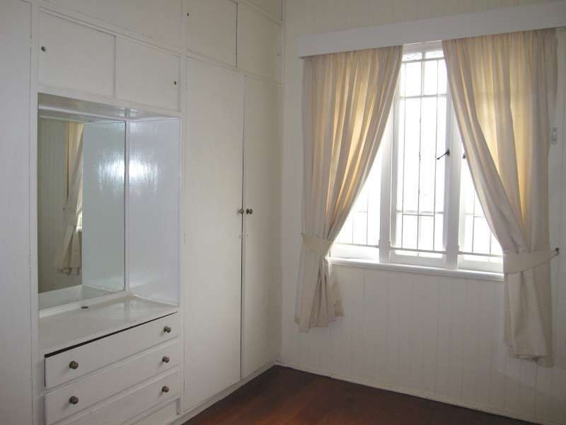 8 Fairleigh Street, Windsor QLD 4030