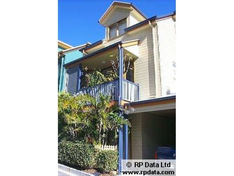 26 Robert Street, Spring Hill QLD 4000