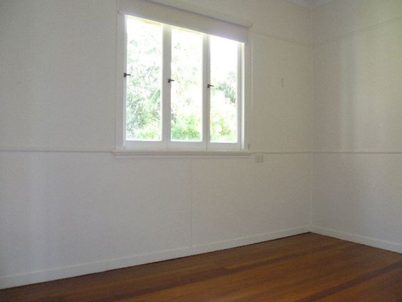 12 Greendale Street, Morningside QLD 4170