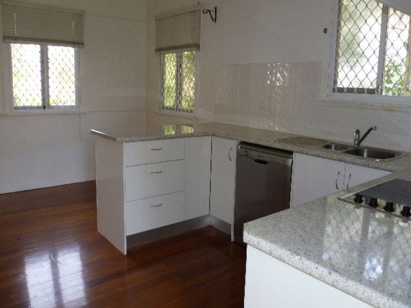 12 Greendale Street, Morningside QLD 4170