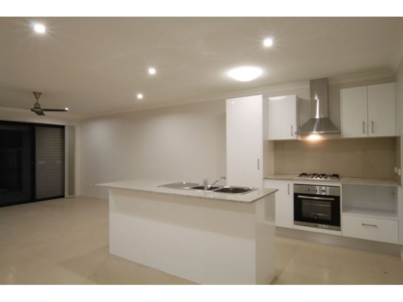 1, 9 Lanita Chase (Cnr Tia Close) n/a, Morayfield QLD 4506