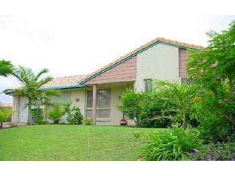 12 Tee Place, Arundel QLD 4214