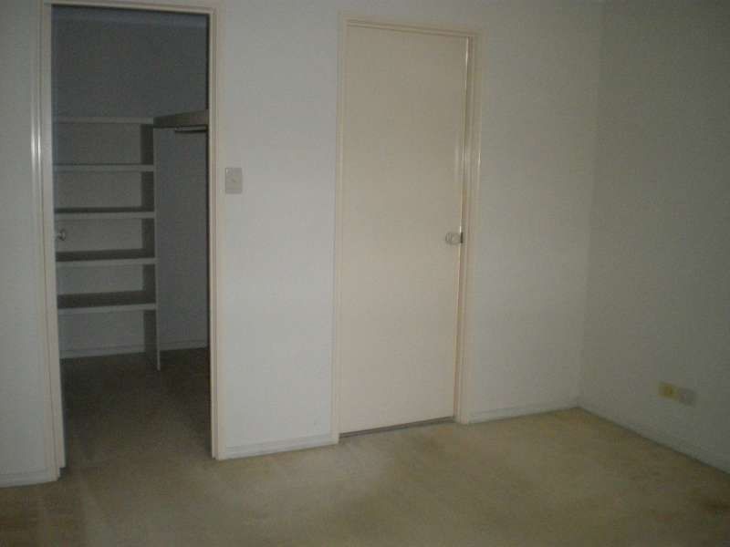 12 Tee Place, Arundel QLD 4214